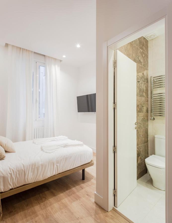Plaza Espana V Calle San Bernardino 6br 6bh Appartement